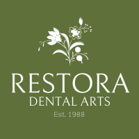 Restora dental arts logo